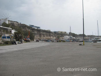 The base of the sailing and yachting club in Vlichada beach.