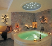 honeymoon_suite_private_couples_jacuzzi_seavolcanocaldera_views__astarte_suites_hotel__santorini_island