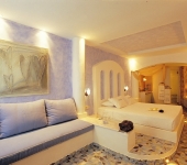 senior_suite_private_couples_jacuzzi_seavolcanocaldera_views__astarte_suites_hotel__santorini_island